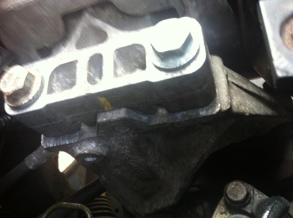 Mk4 Golf Agu Gear Box Mount Lower Bracket MkIV (Mk4) Golf & Bora ukmkivs